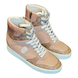 Coach C220 CC Sz 6 Leather High-Top Sneakers Like New